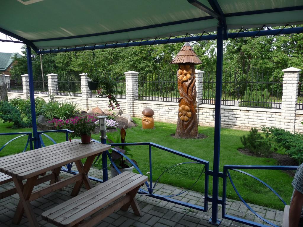 Skaistaziede Hotel Šiauliai Стая снимка