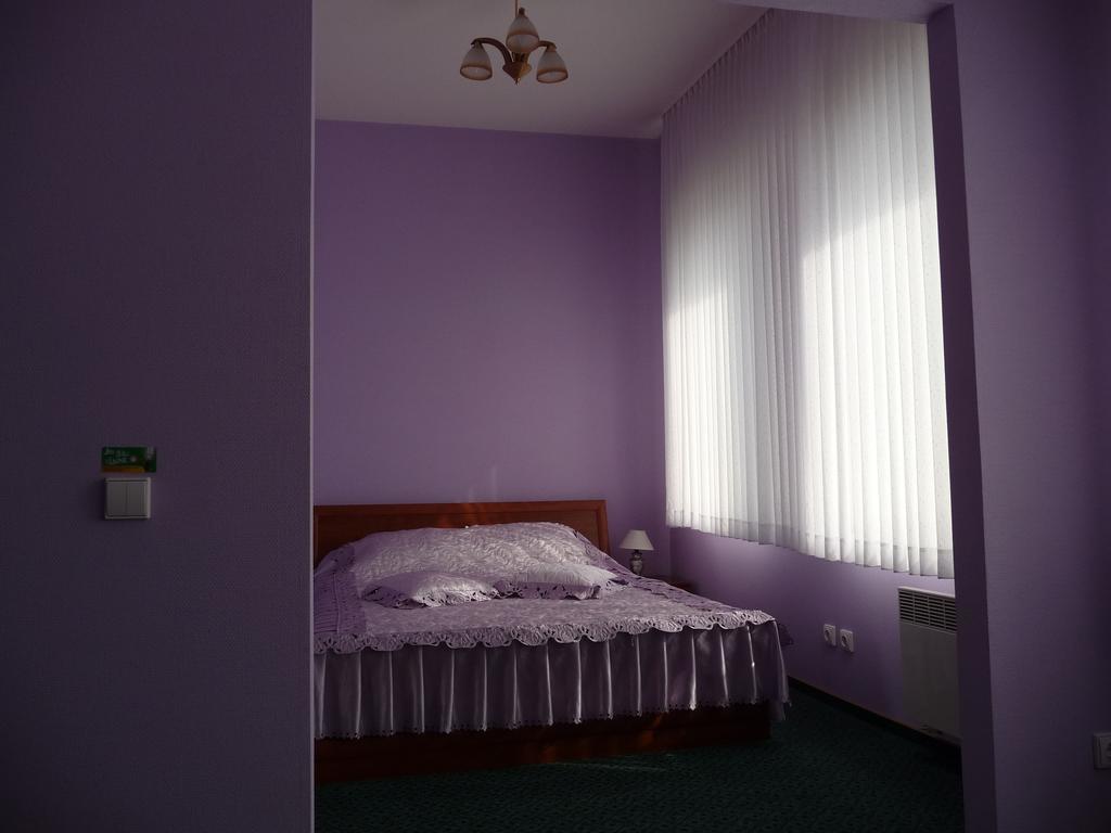 Skaistaziede Hotel Šiauliai Стая снимка